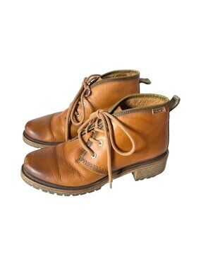 Pikolinos Women's Tan Leather Lace-Up Ankle Boots with Rubber Soles Size 38